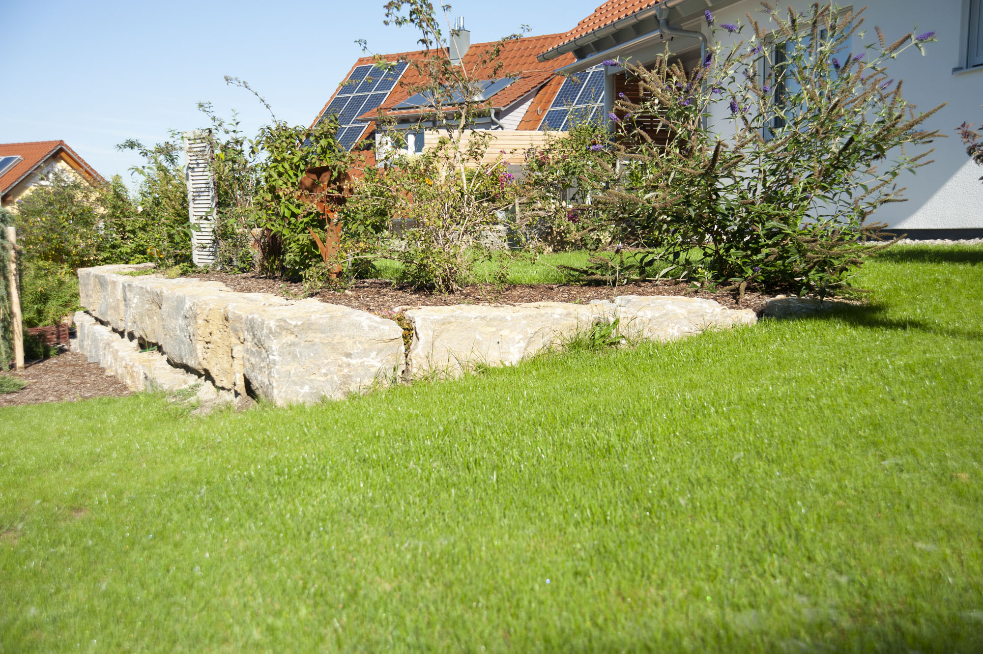 Garten &amp; Landschaftsbau Einfacher und schöner Garten